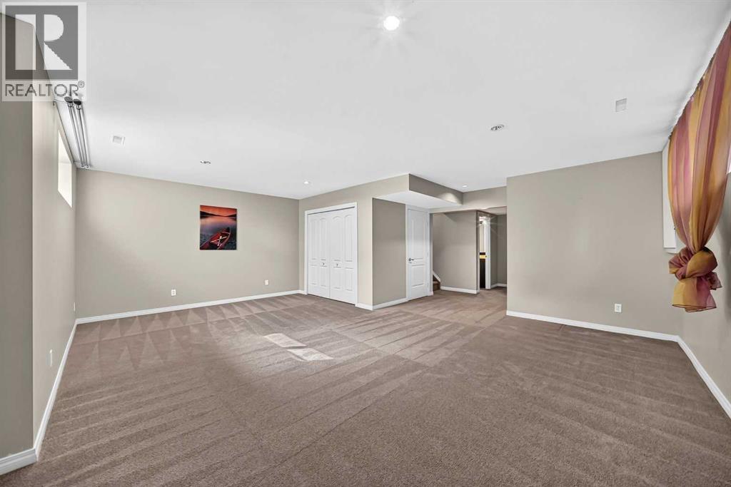 38 Everwoods Link SW, Calgary, Alberta  T2Y 5G5 - Photo 43 - A2324331