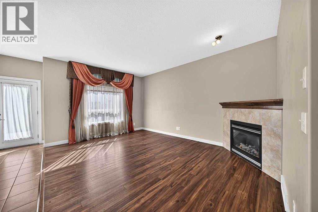 38 Everwoods Link SW, Calgary, Alberta  T2Y 5G5 - Photo 21 - A2324331