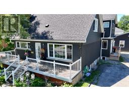 8 ROSEWOOD AVENUE, Guelph, Ontario