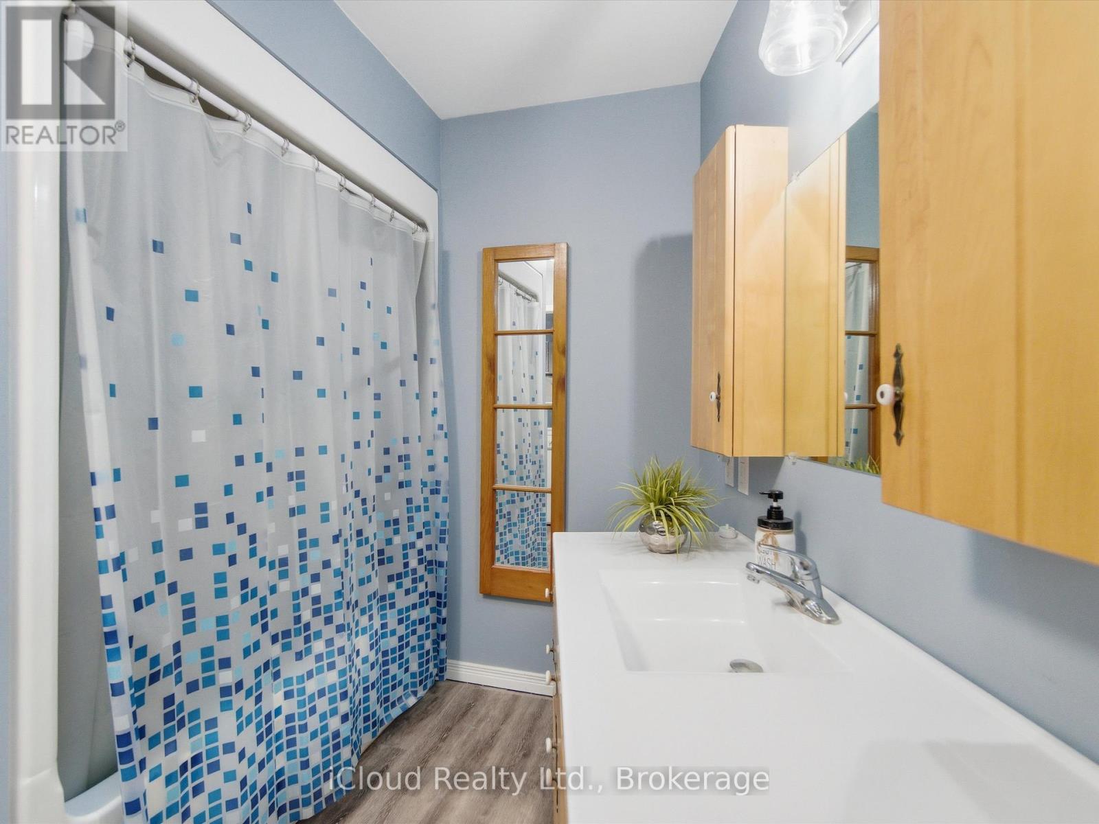 6 Springhill Road, Mckellar, Ontario  P0G 1C0 - Photo 17 - X12993434