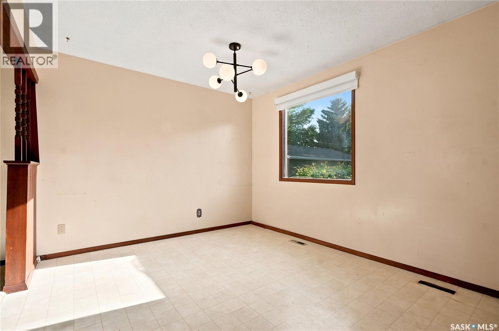 149 Western Crescent, Saskatoon, Saskatchewan  S7H 4J4 - Photo 6 - SK040762
