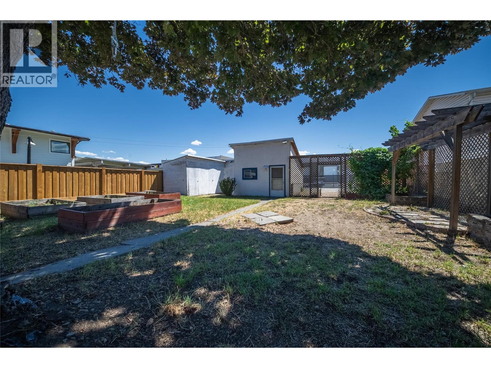 797 Bay Avenue — photo 25