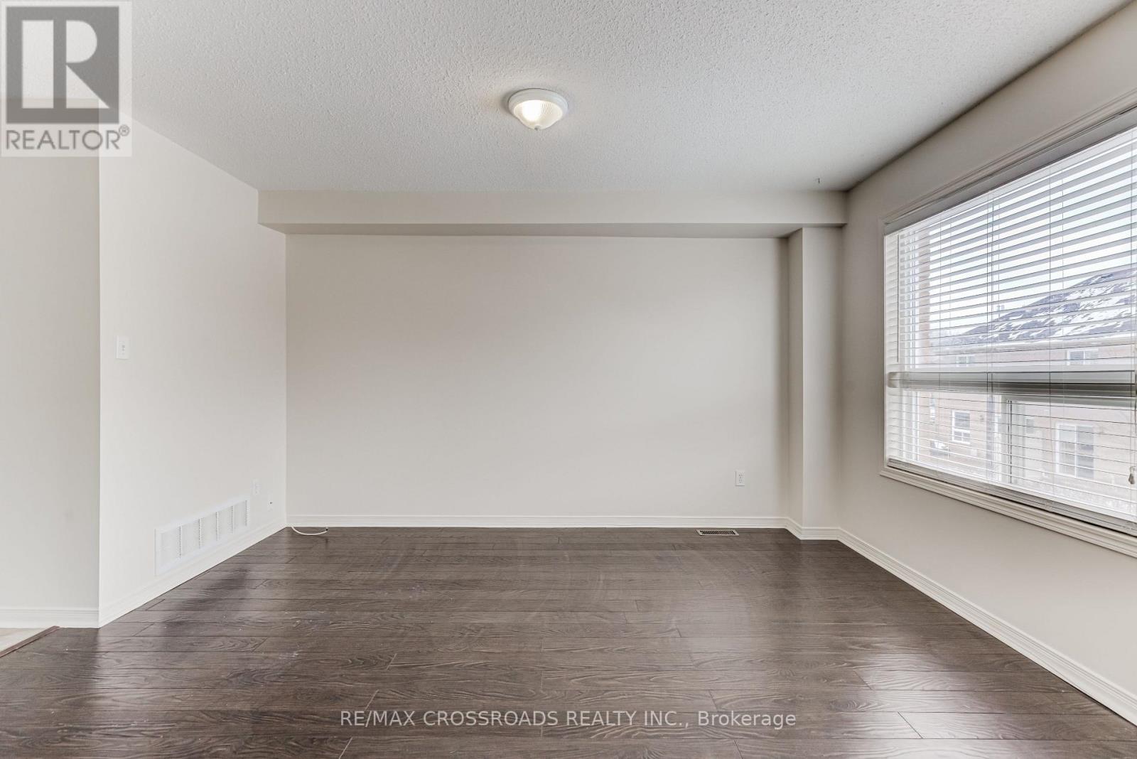 1147 Ormond Drive, Oshawa, Ontario  L1K 0K5 - Photo 7 - E13491852