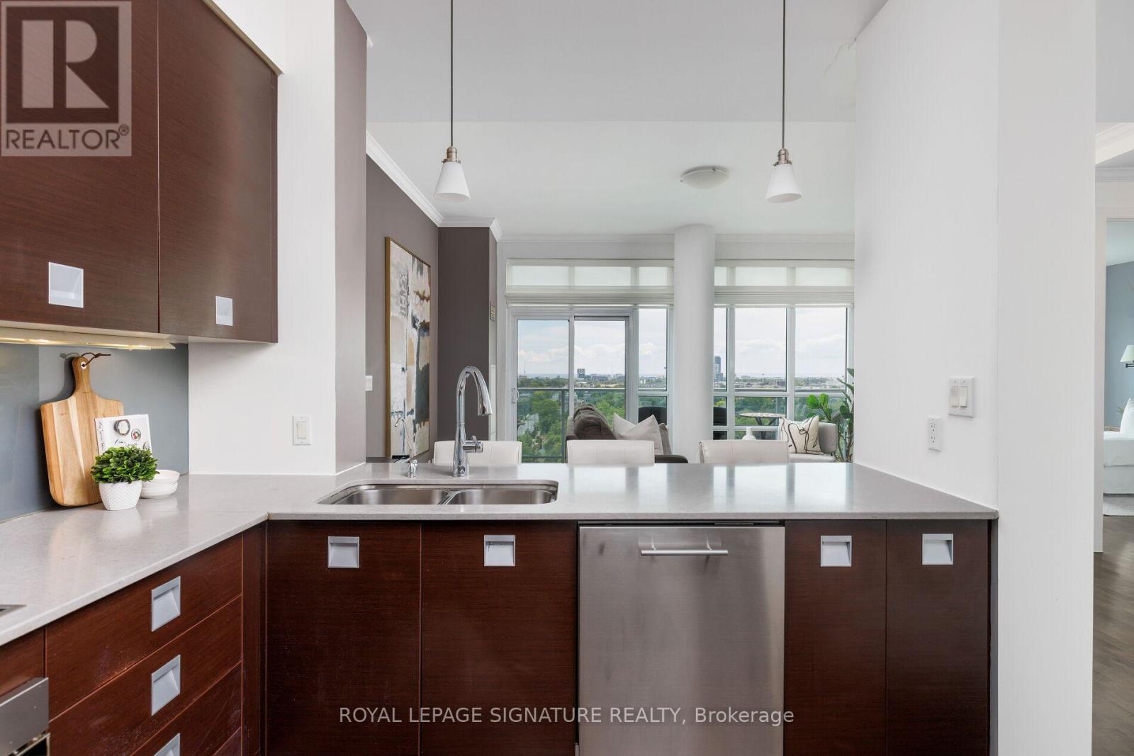 1011 - 3391 Bloor Street W, Toronto, Ontario  M8X 1G3 - Photo 14 - W13491636