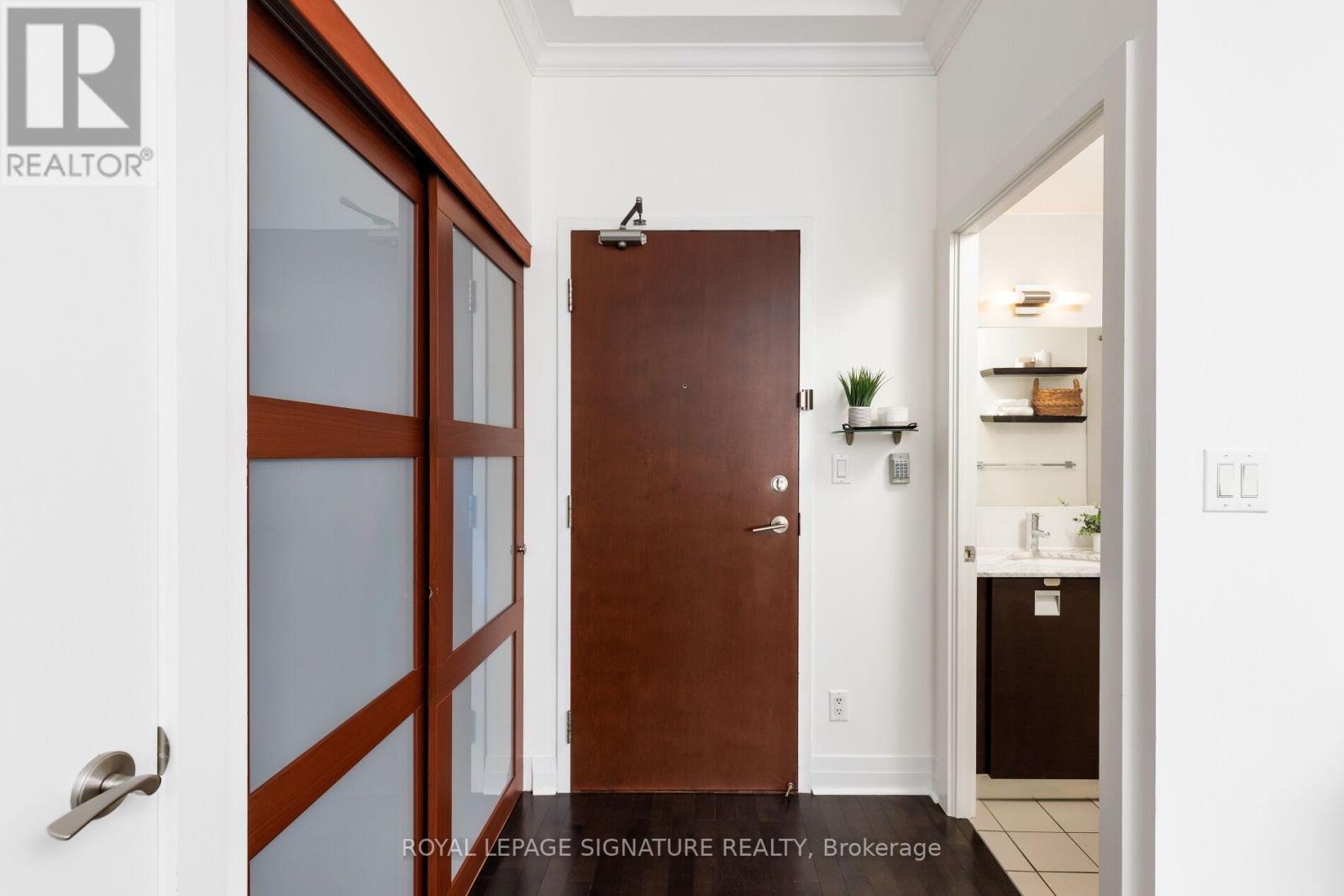 1011 - 3391 Bloor Street W, Toronto, Ontario  M8X 1G3 - Photo 33 - W13491636