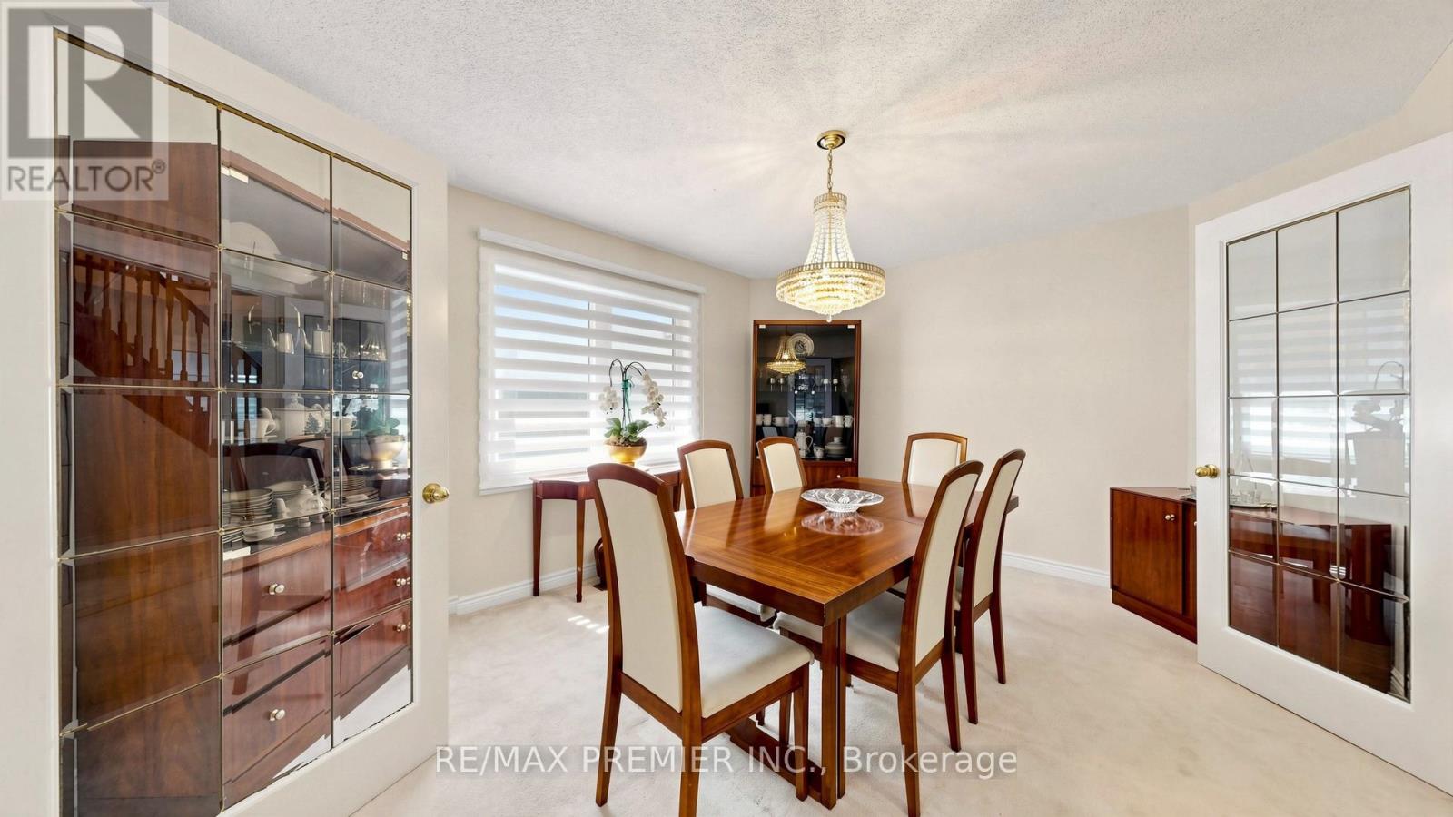 6279 Donway Drive, Mississauga, Ontario  L5V 1J6 - Photo 19 - W13491844