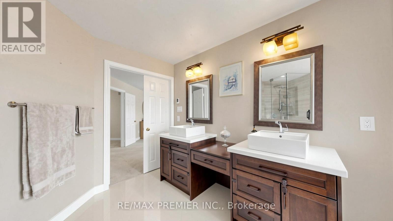 6279 Donway Drive, Mississauga, Ontario  L5V 1J6 - Photo 30 - W13491844