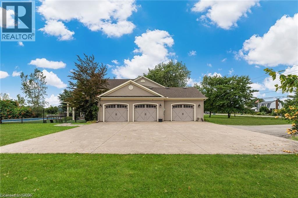 915 Queenston Road, Niagara-On-The-Lake, Ontario  L0S 1J0 - Photo 5 - 40842988
