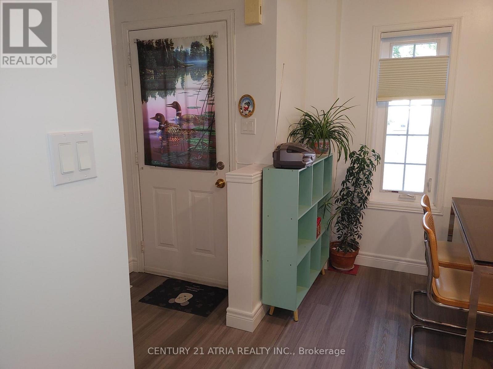 76 Ellesmere Street, Richmond Hill, Ontario  L4B 4E3 - Photo 2 - N13487422