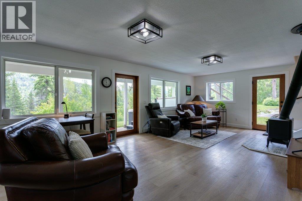 370 Philpott Road, Kelowna, British Columbia  V1P 1J6 - Photo 51 - 10391297