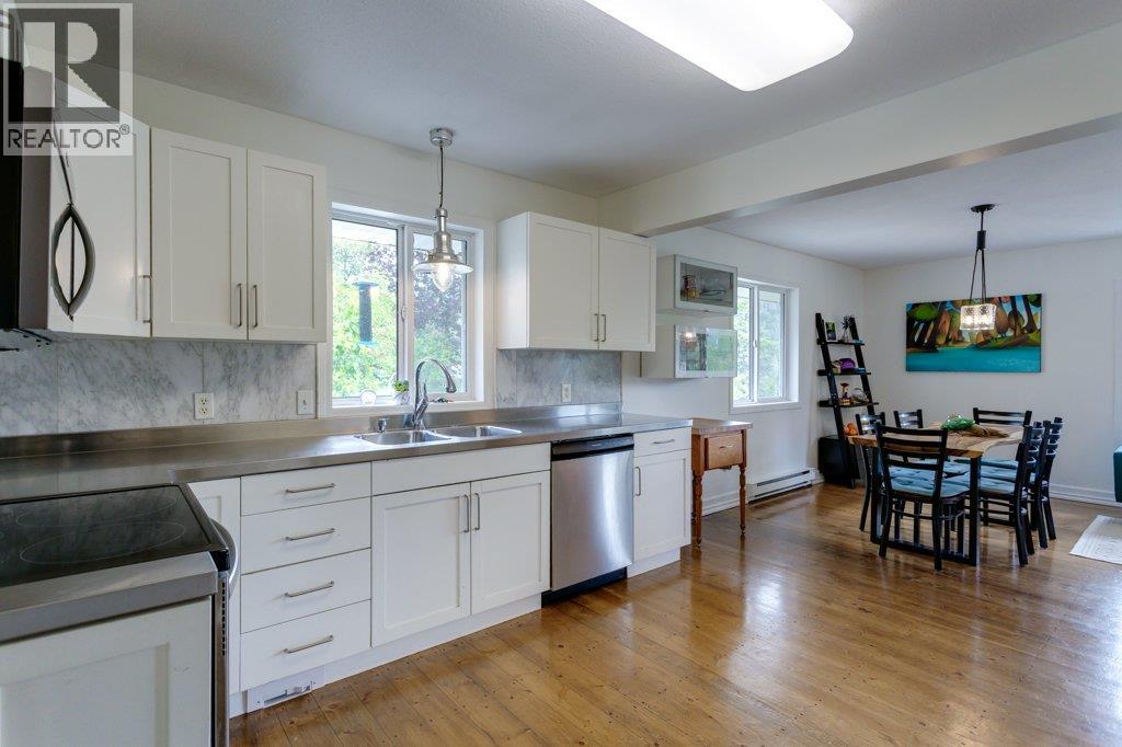 370 Philpott Road, Kelowna, British Columbia  V1P 1J6 - Photo 13 - 10391297