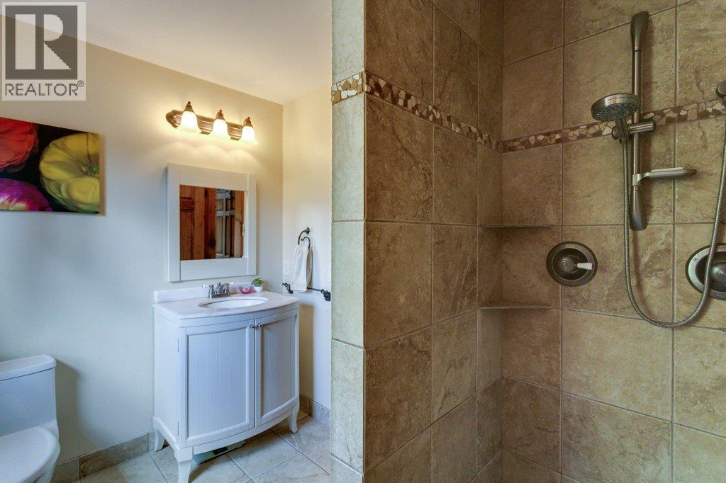 370 Philpott Road, Kelowna, British Columbia  V1P 1J6 - Photo 79 - 10391297