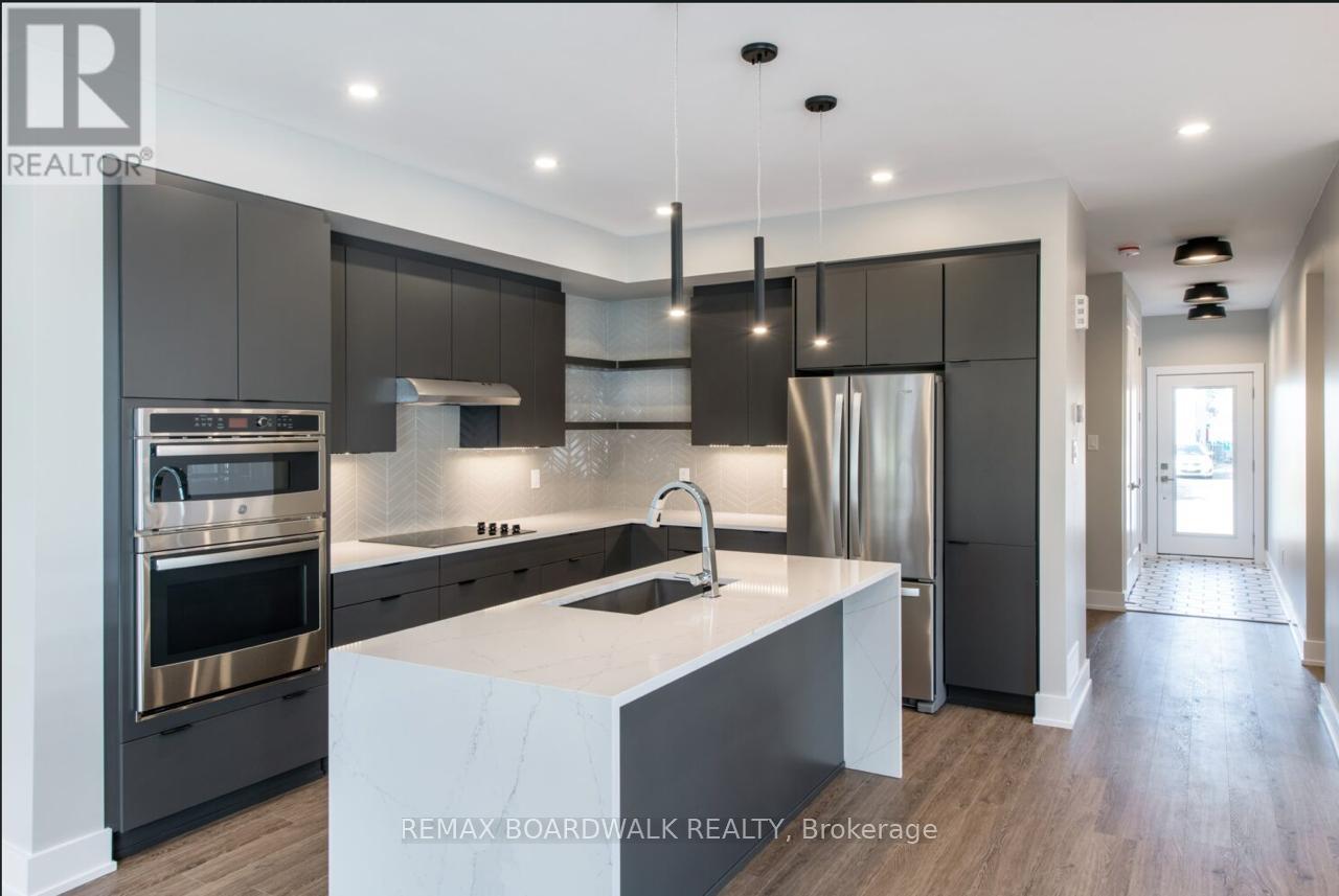 2928 Ahearn Avenue, Ottawa, Ontario  K2B 6Z9 - Photo 3 - X13491882