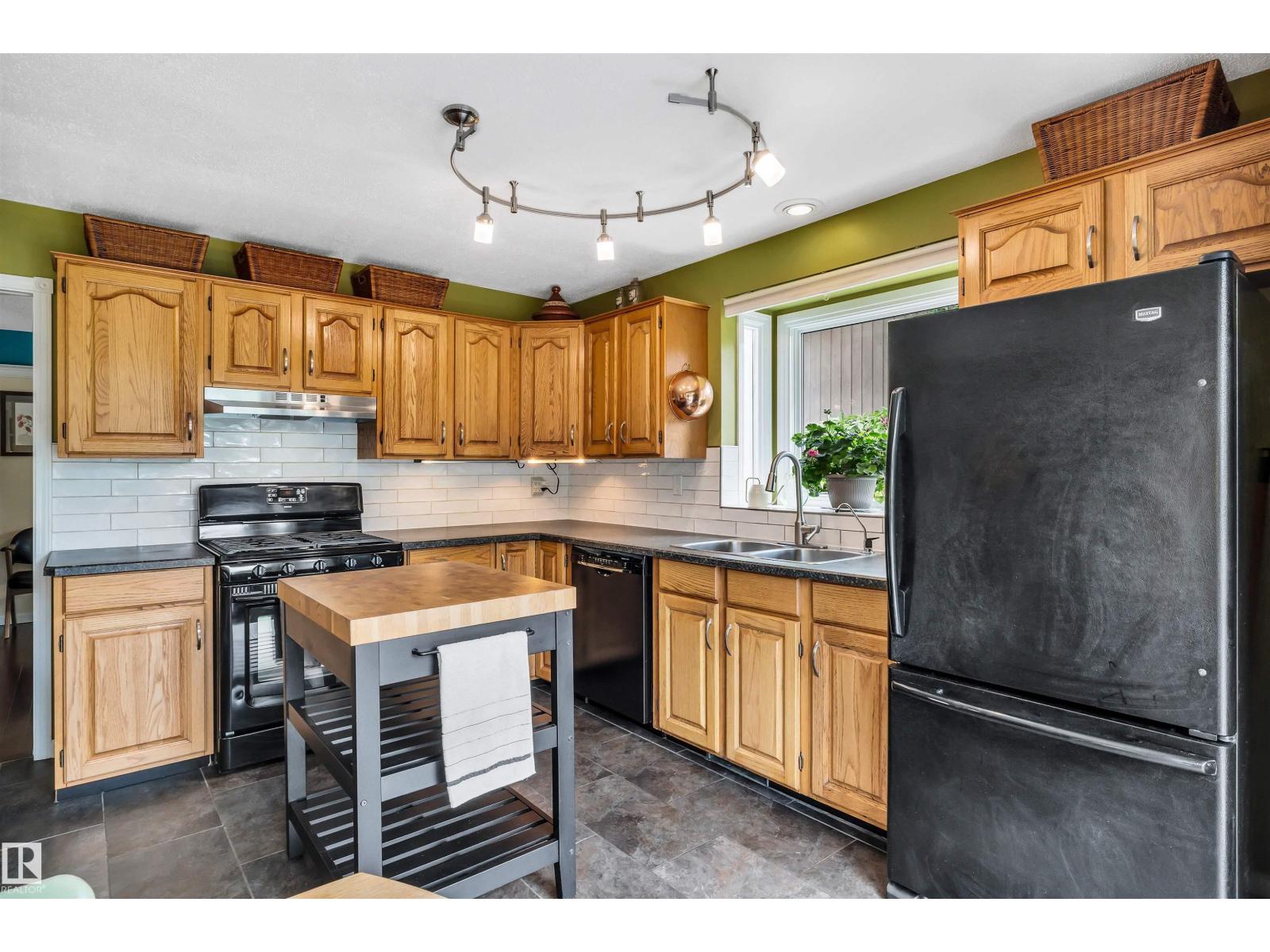 17941 57 Av NW, Edmonton, Alberta  T6M 1X6 - Photo 18 - E4495757