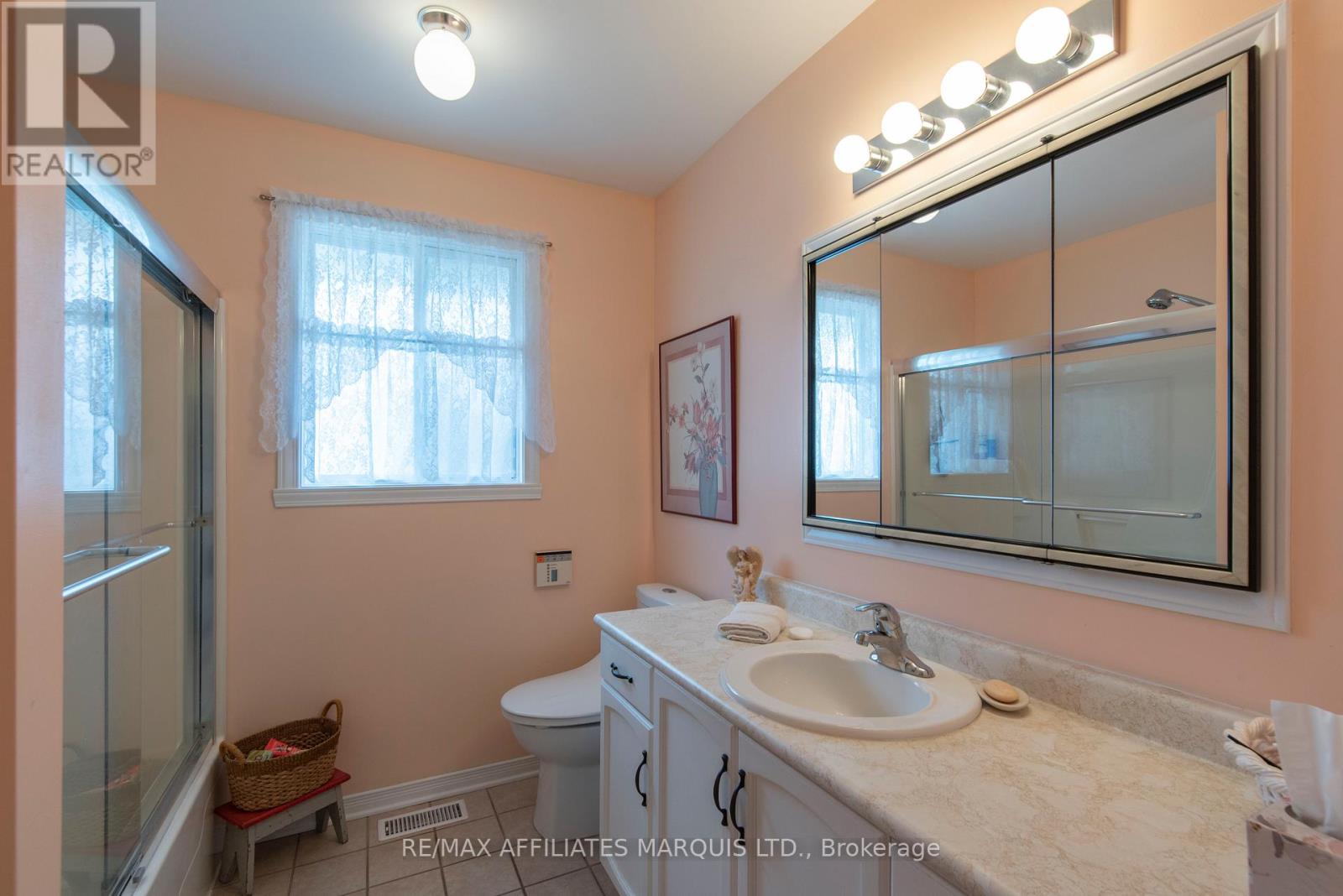 248 Northwoods Crescent, Cornwall, Ontario  K6H 7K3 - Photo 12 - X13491894