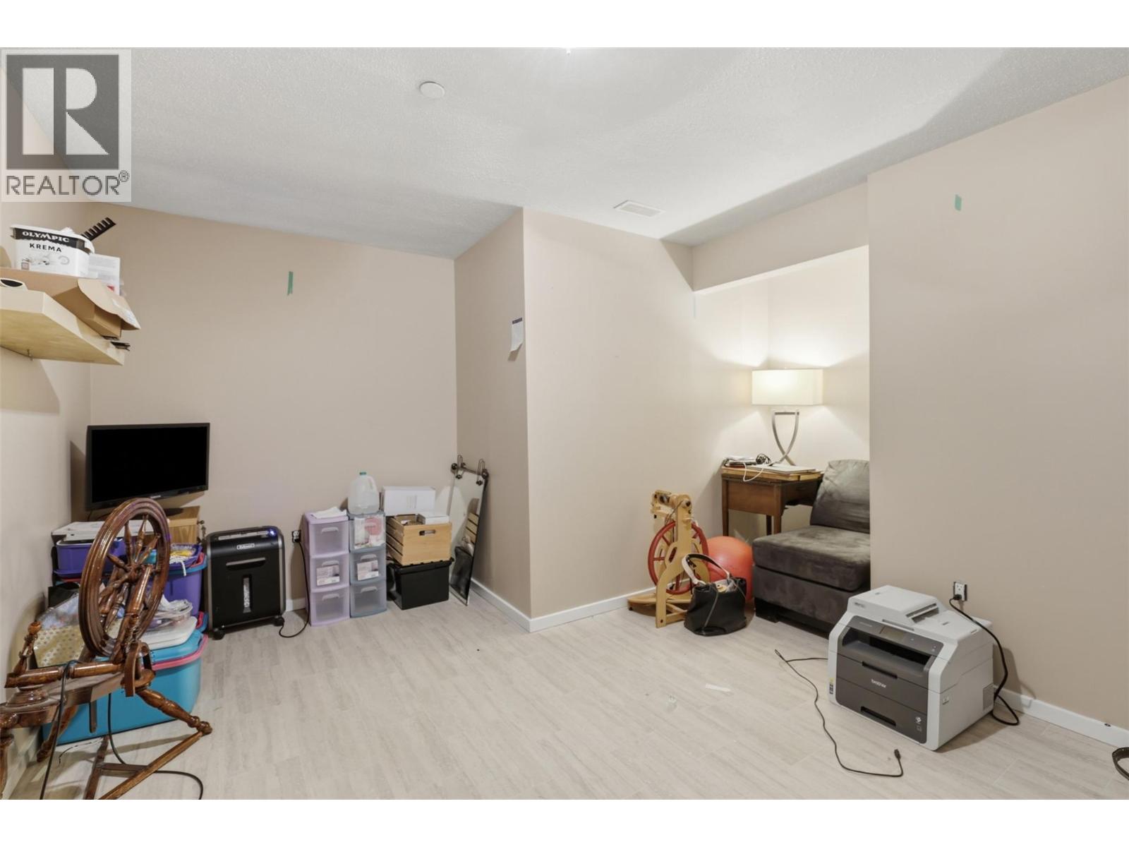 Listing image 38