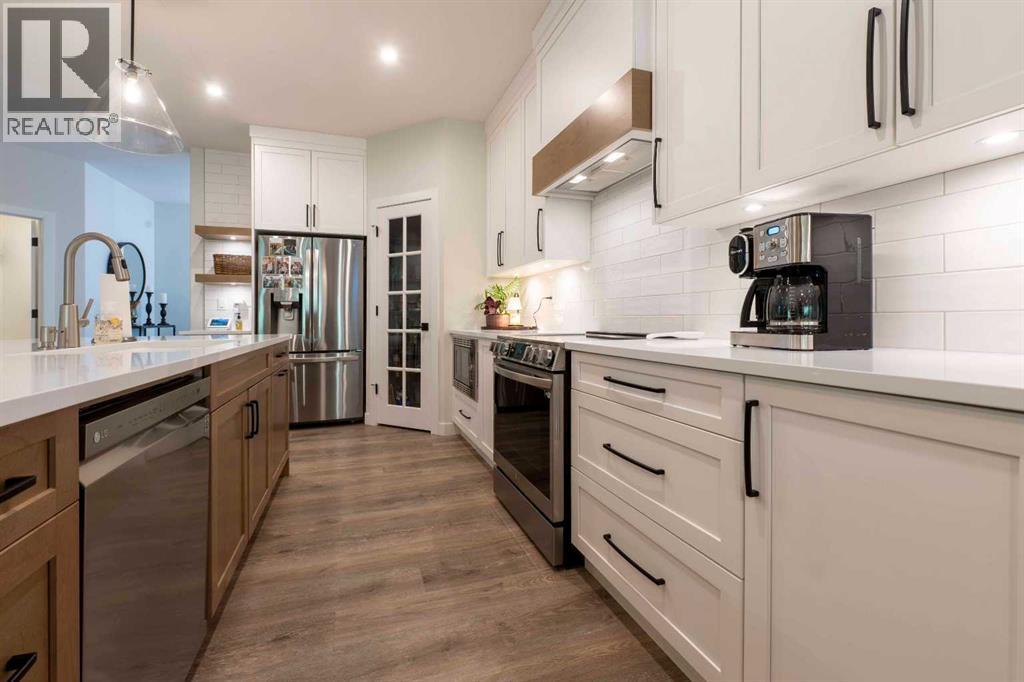 201 Thompson Crescent, Red Deer, Alberta  T4P 0E5 - Photo 6 - A2322865