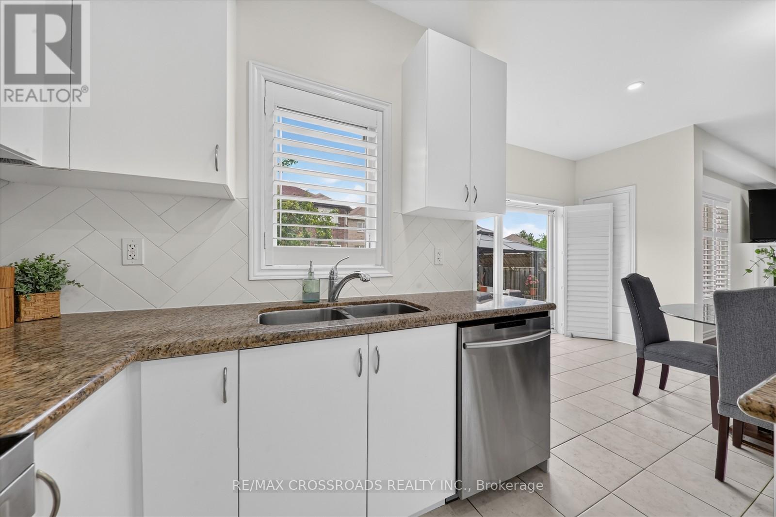 15 Sedore Street, Markham, Ontario  L6E 0K2 - Photo 18 - N13490404
