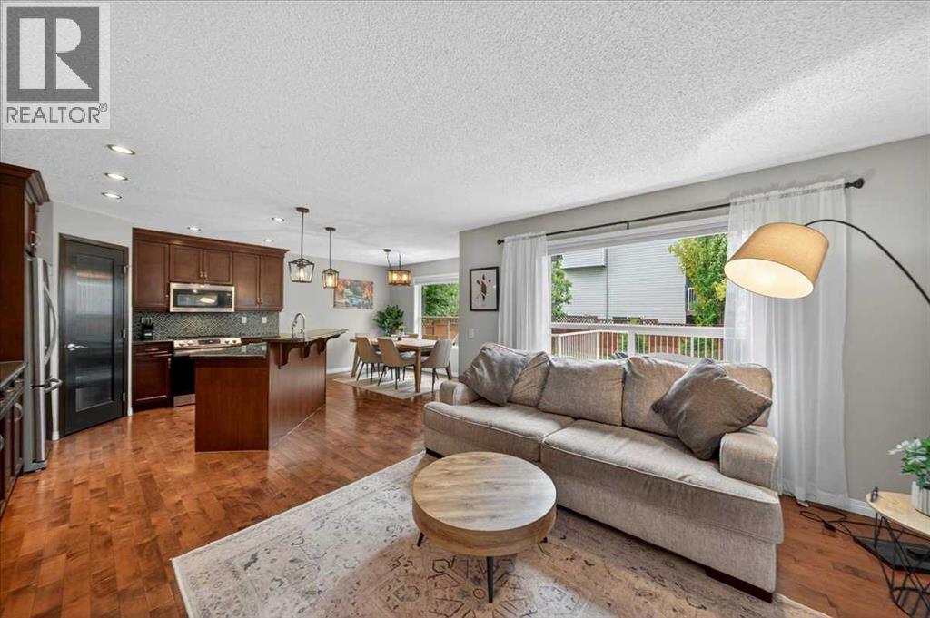 132 Tuscany Meadows Common Nw, Calgary, Alberta  T3L 2N8 - Photo 9 - A2323946
