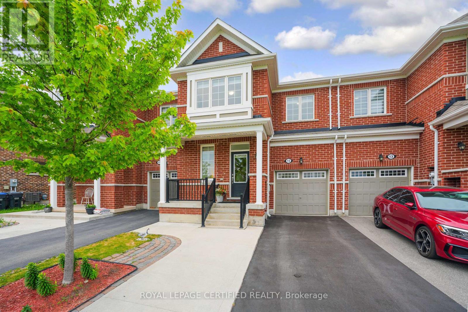 15 BOAT STREET, Brampton, Ontario