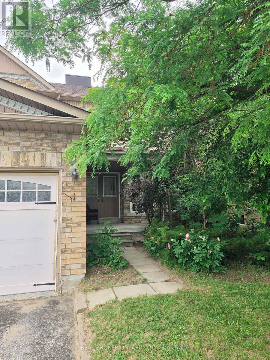 50 Cloughley Drive, Barrie, Ontario  L4N 9T3 - Photo 2 - S13120088