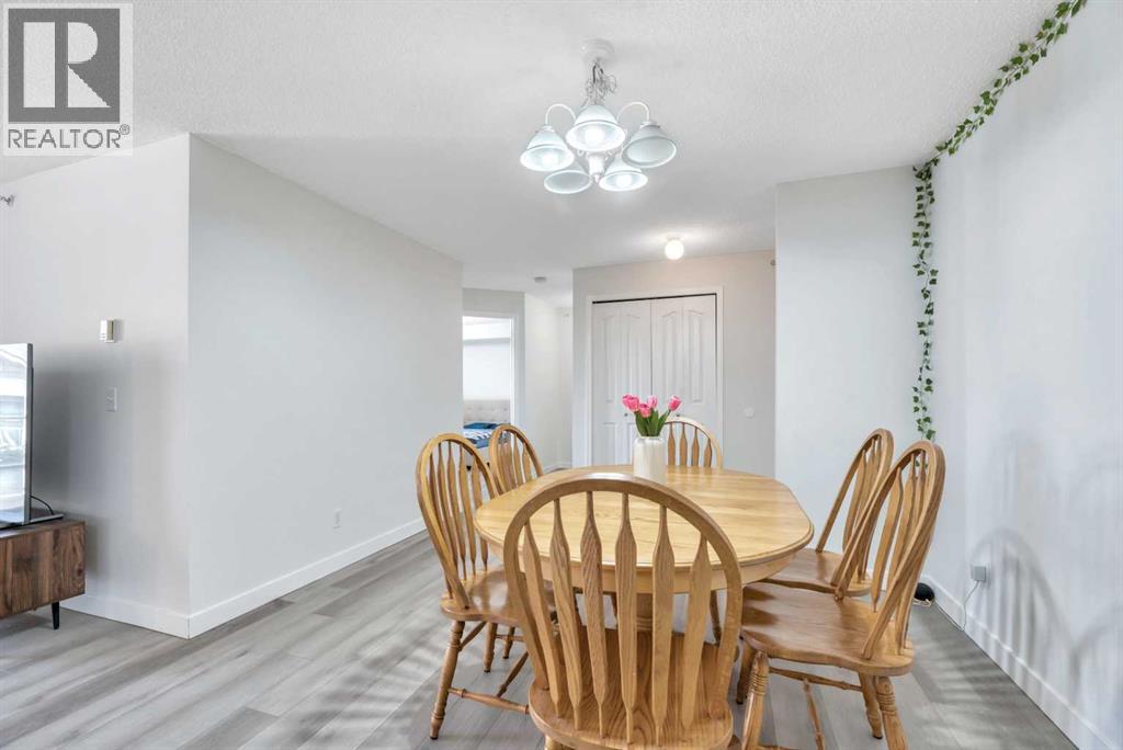 405, 4000 Somervale Court Sw, Calgary, Alberta  T2Y 4J3 - Photo 5 - A2323370