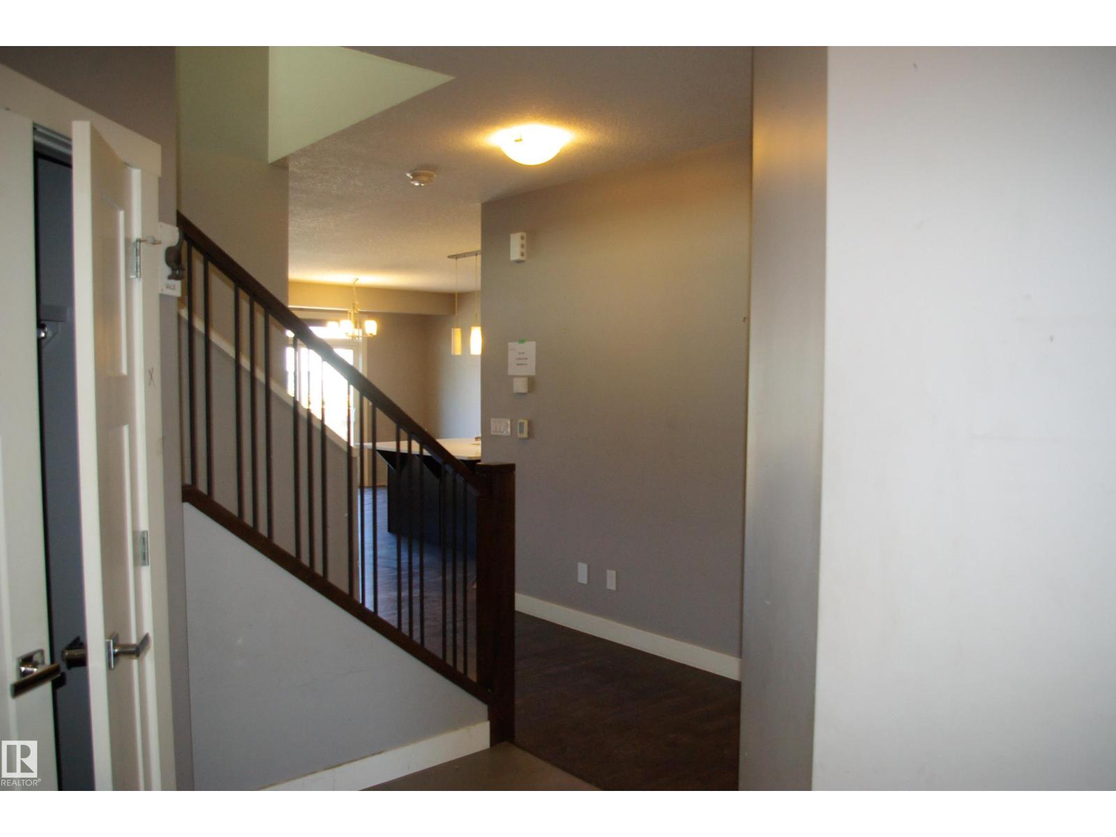 17615 77 St NW, Edmonton, Alberta  T5Z 0P3 - Photo 3 - E4495760