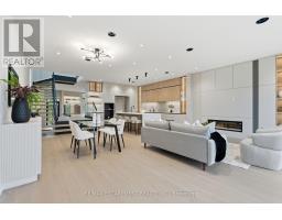 957 HALLIDAY AVENUE, Mississauga, Ontario