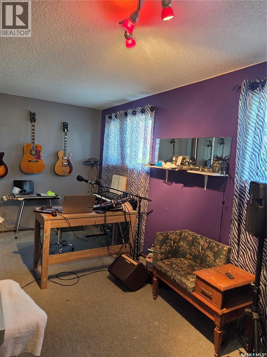 519 1st Street Nw, Wadena, Saskatchewan  S0A 4J0 - Photo 19 - SK039938