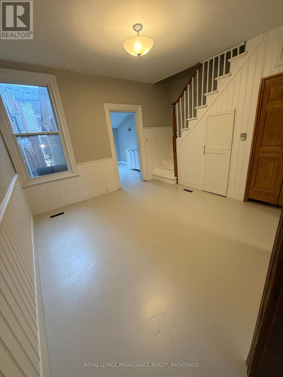 272 Wellington Street, Kingston, Ontario  K7K 2Z1 - Photo 8 - X13491960