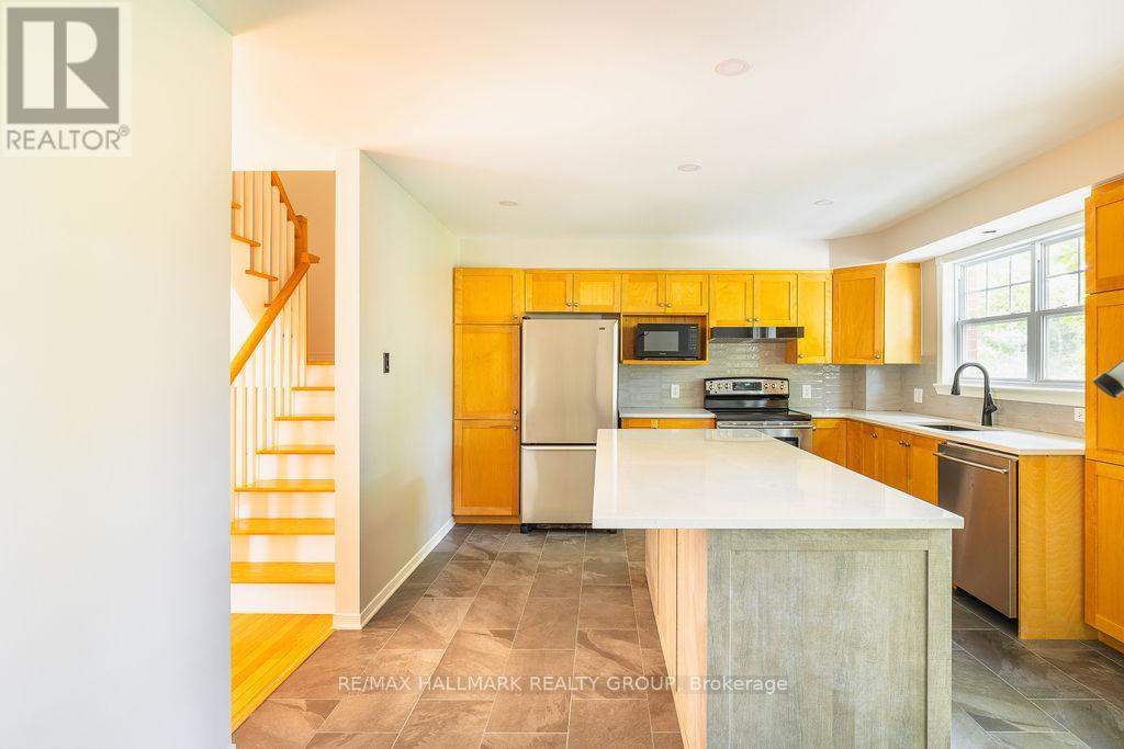 257 Mart Circle, Ottawa, Ontario  K1K 4S6 - Photo 14 - X13491956