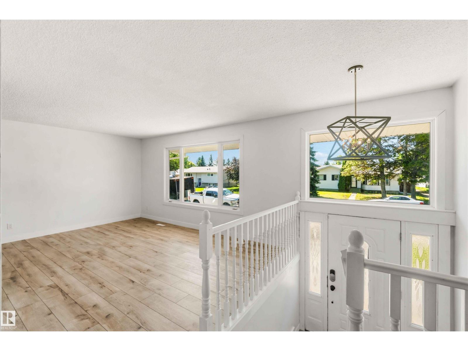 4227 40 Av, Stony Plain, Alberta  T7Z 1J7 - Photo 8 - E4495764