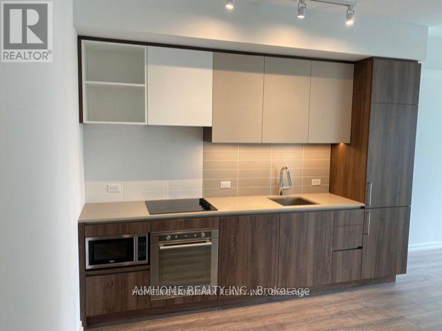 1111 - 7890 Jane Street, Vaughan, Ontario  L4K 0K9 - Photo 2 - N13491966