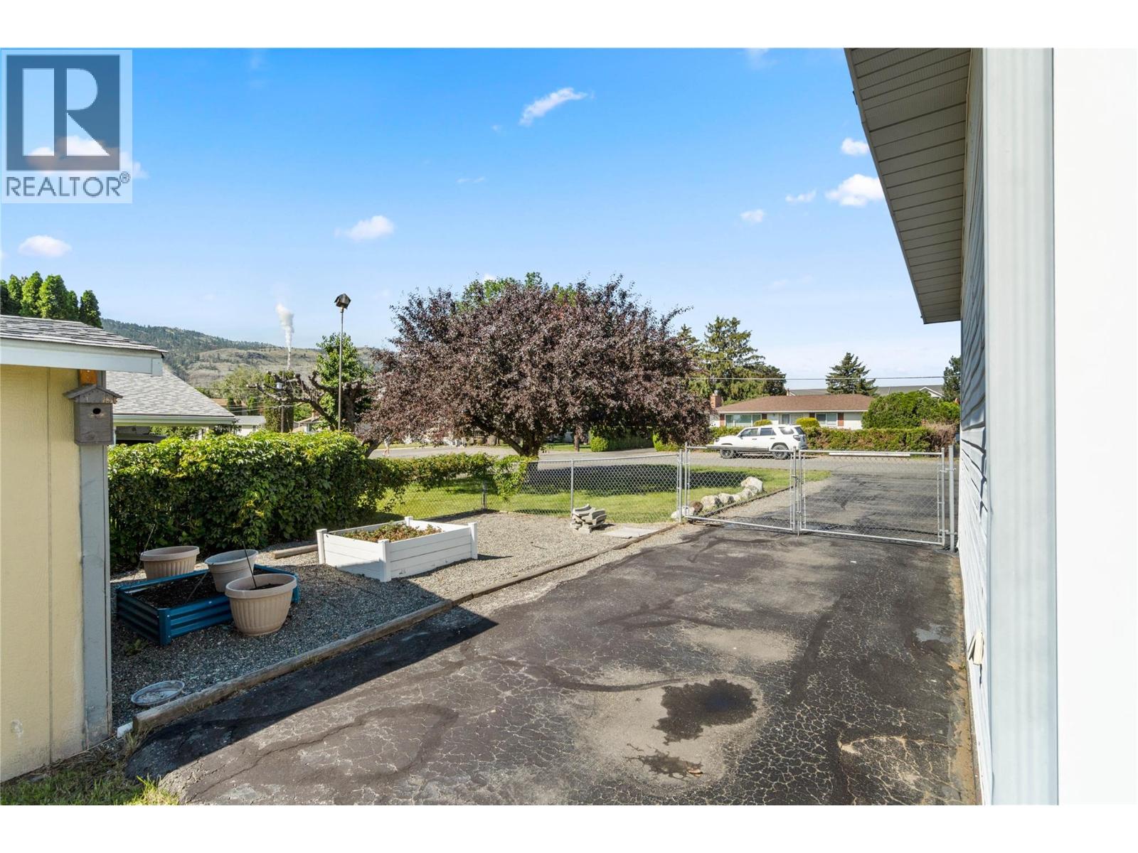 797 Ridgeview Terrace, Kamloops, British Columbia  V2B 4G8 - Photo 33 - 10391235