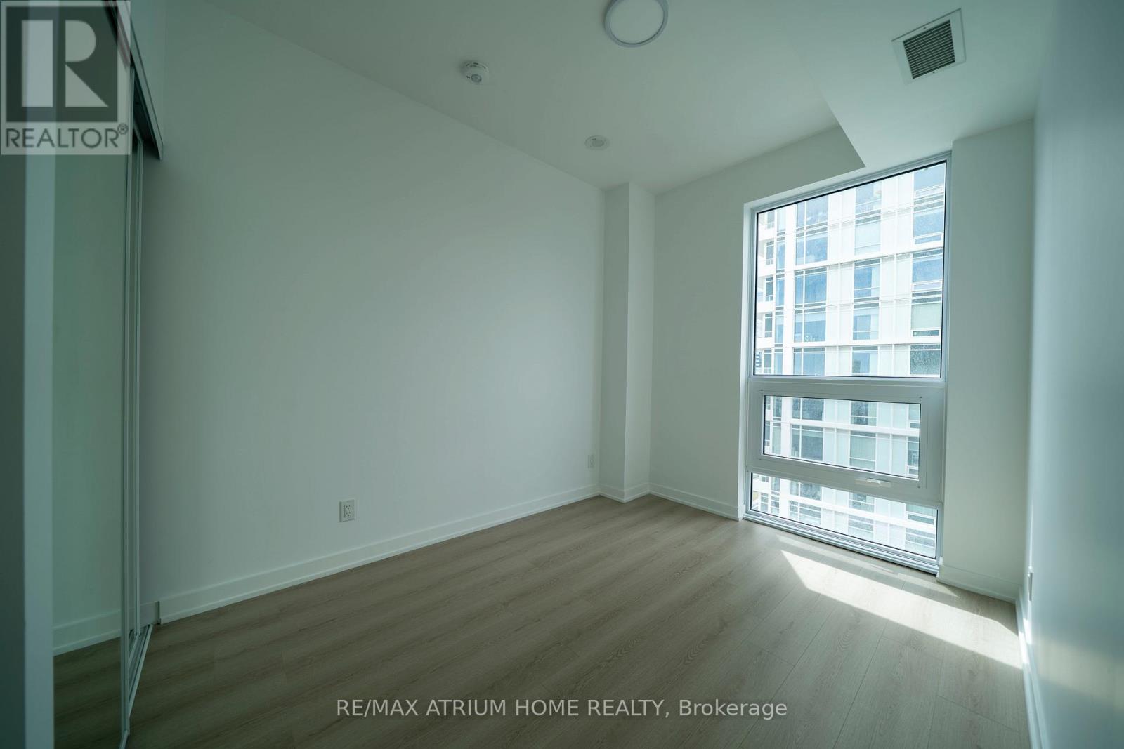 3707 - 100 QUEEN STREET E, Toronto, Ontario