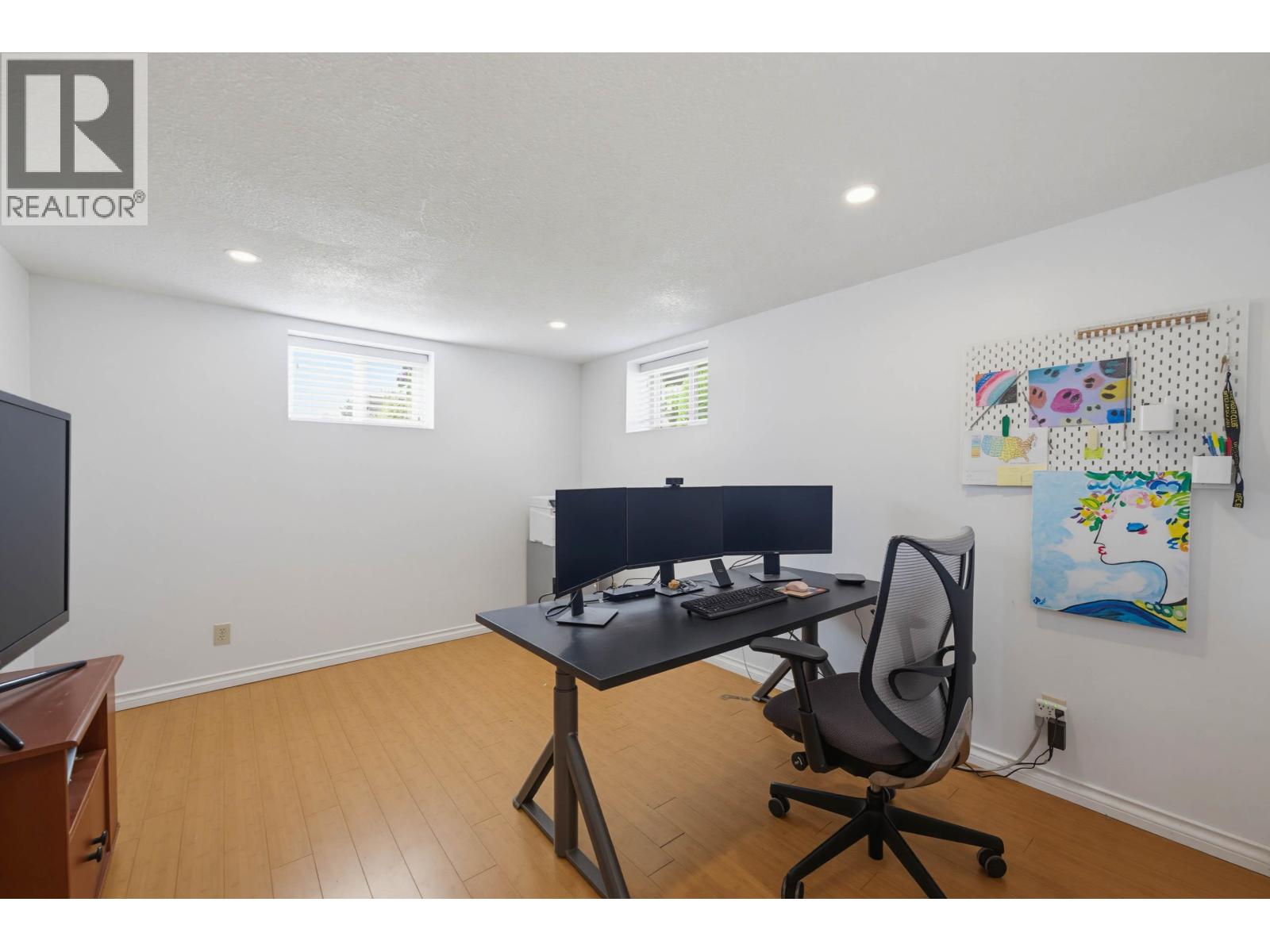 273 Burns Street, Coquitlam, British Columbia  V3K 4E6 - Photo 19 - R3140236