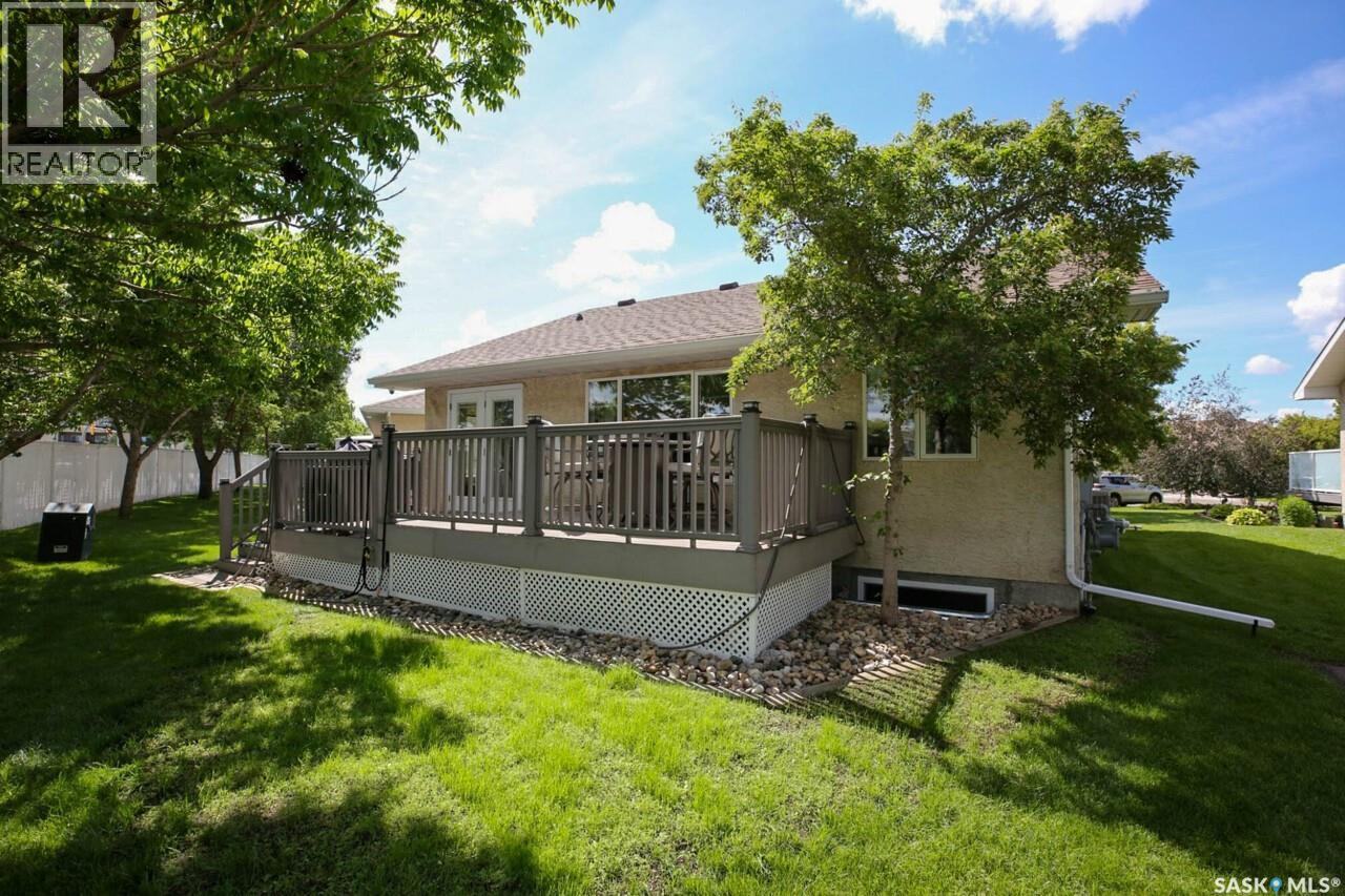 1558 Dewdney Bay E, Regina, Saskatchewan  S4Z 1A7 - Photo 33 - SK040753