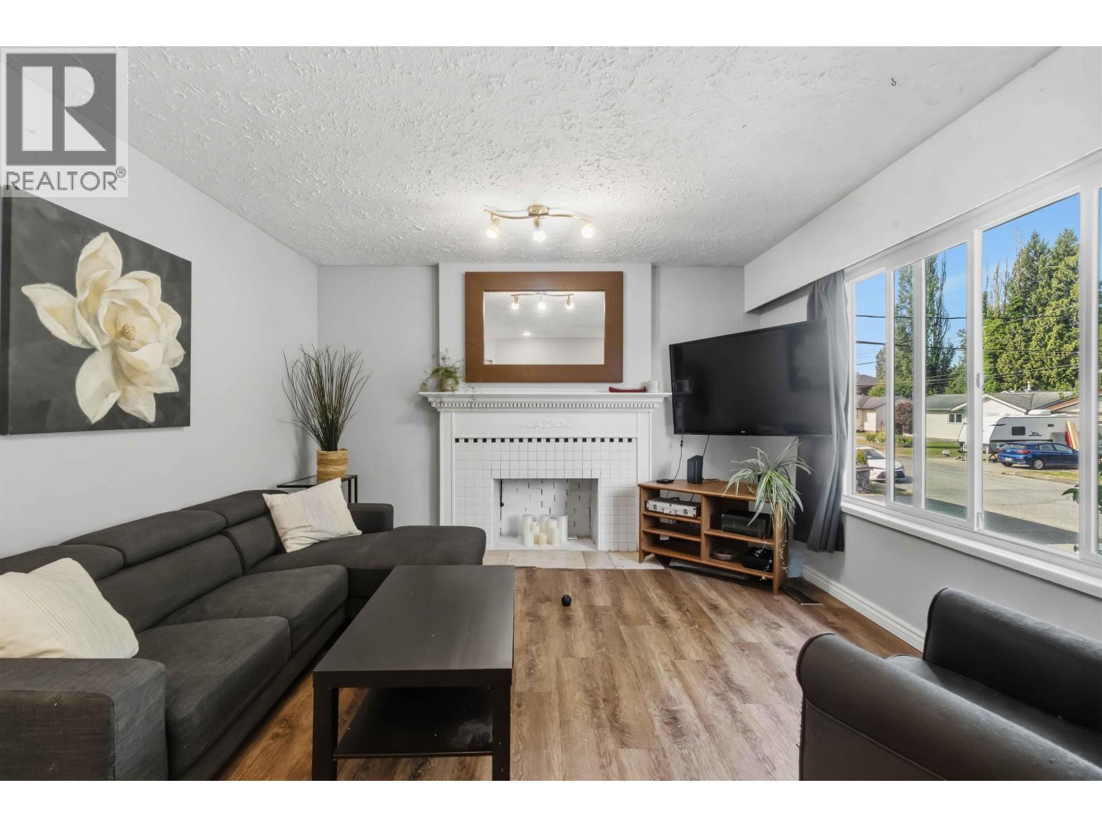 3676 Inverness Street, Port Coquitlam, British Columbia  V3B 3B4 - Photo 2 - R3140194