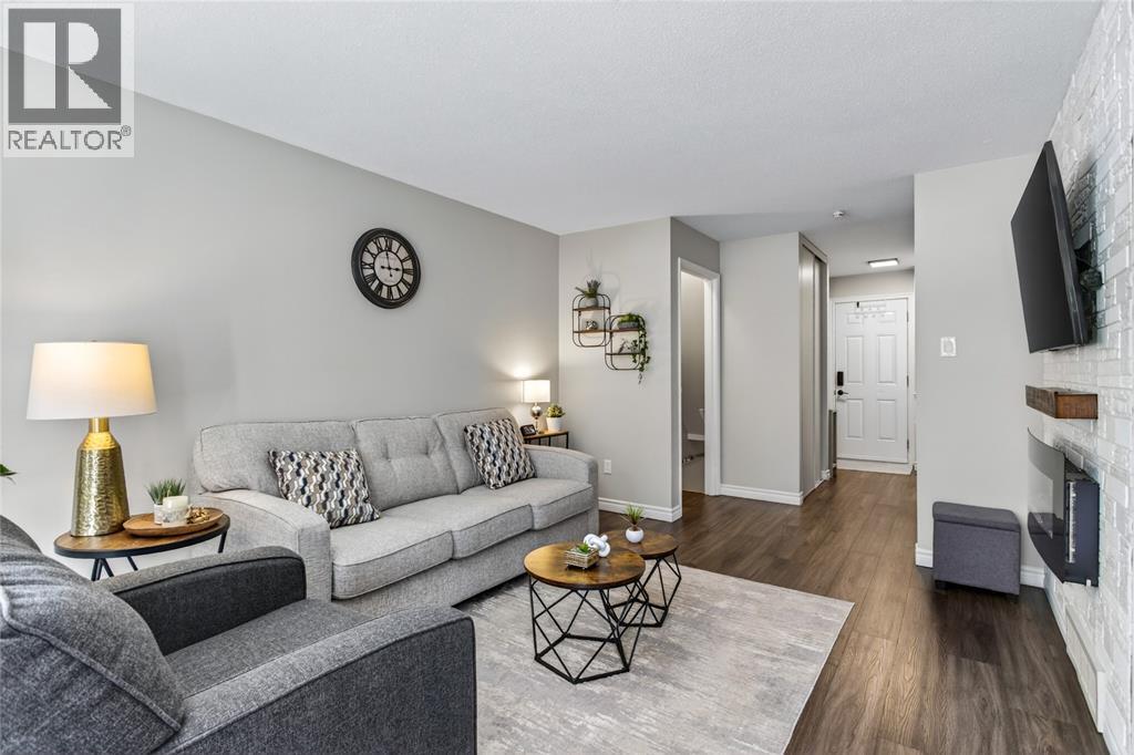 215 Trudeau Drive Unit# 76, Sarnia, Ontario  N7S 4T5 - Photo 13 - 26013891