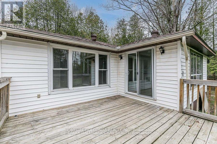 15 Poplar Crescent, Oro-Medonte, Ontario  L0L 1T0 - Photo 14 - S13492006