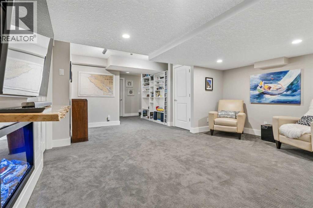 38 Victoria Cross Boulevard SW, Calgary, Alberta  T3E 7V2 - Photo 32 - A2323647