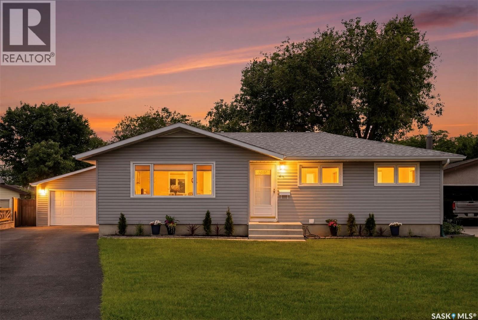 41 Klaehn CRESCENT, Saskatoon, Saskatchewan