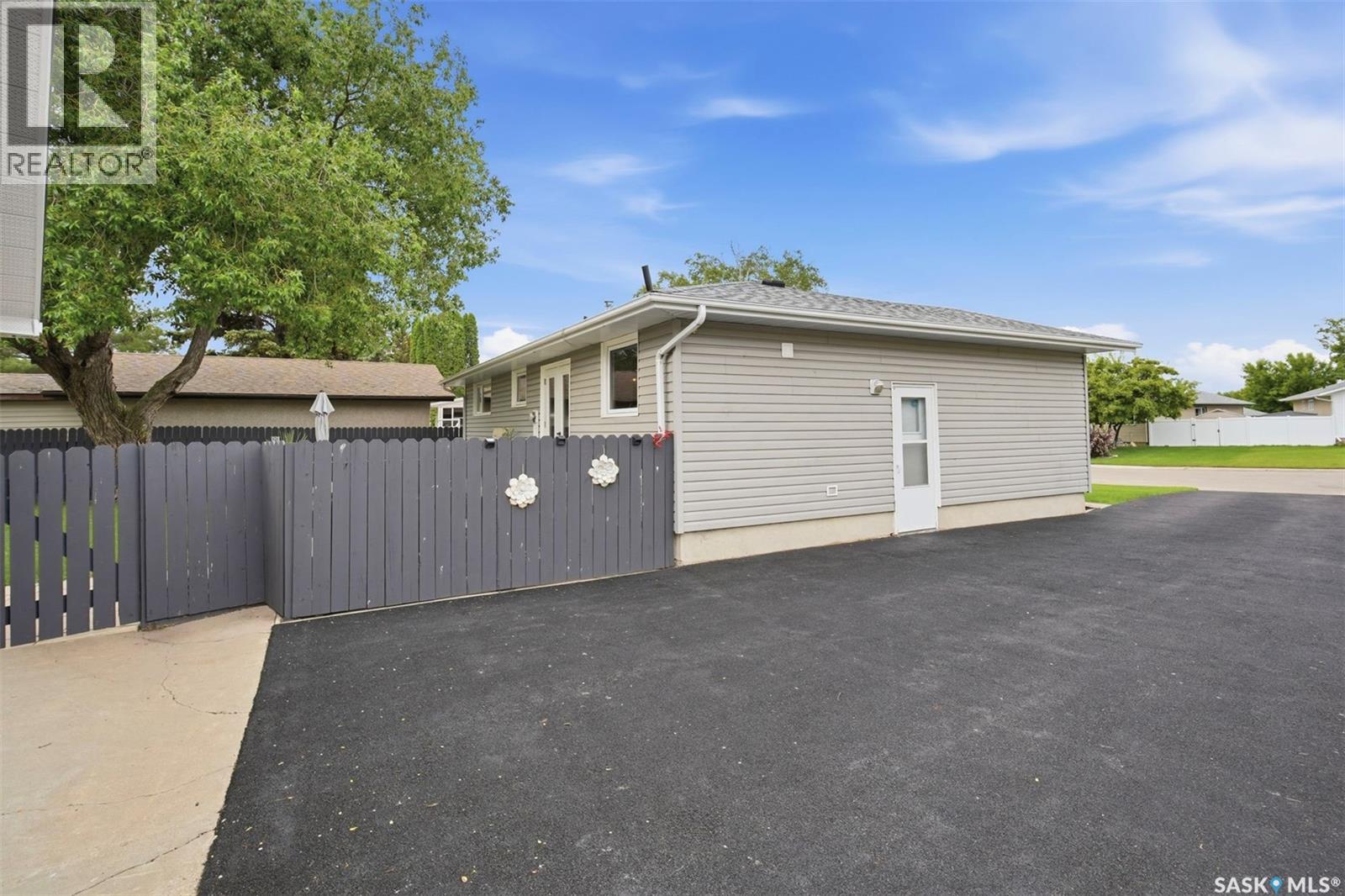 41 Klaehn Crescent, Saskatoon, Saskatchewan  S7L 4G4 - Photo 38 - SK040769
