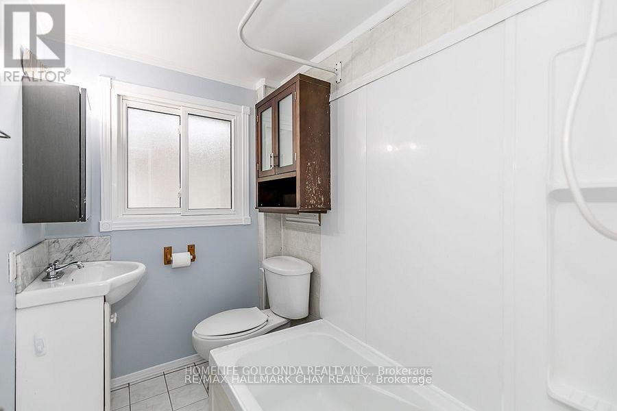 15 Poplar Crescent, Oro-Medonte, Ontario  L0L 1T0 - Photo 6 - S13492006