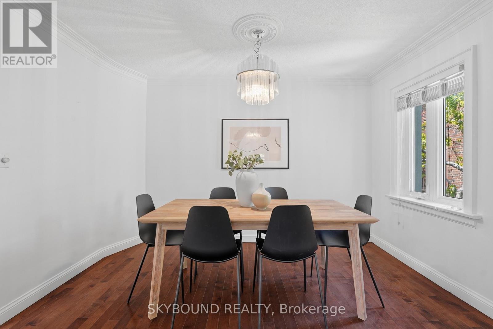 358 Silverthorn Avenue, Toronto, Ontario  M6M 3G8 - Photo 11 - W13492056