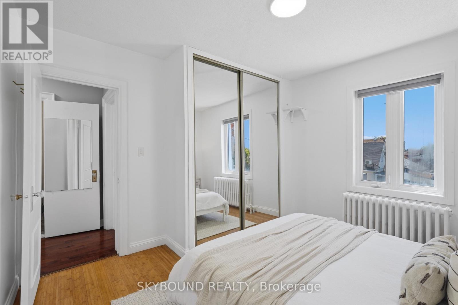 358 Silverthorn Avenue, Toronto, Ontario  M6M 3G8 - Photo 19 - W13492056