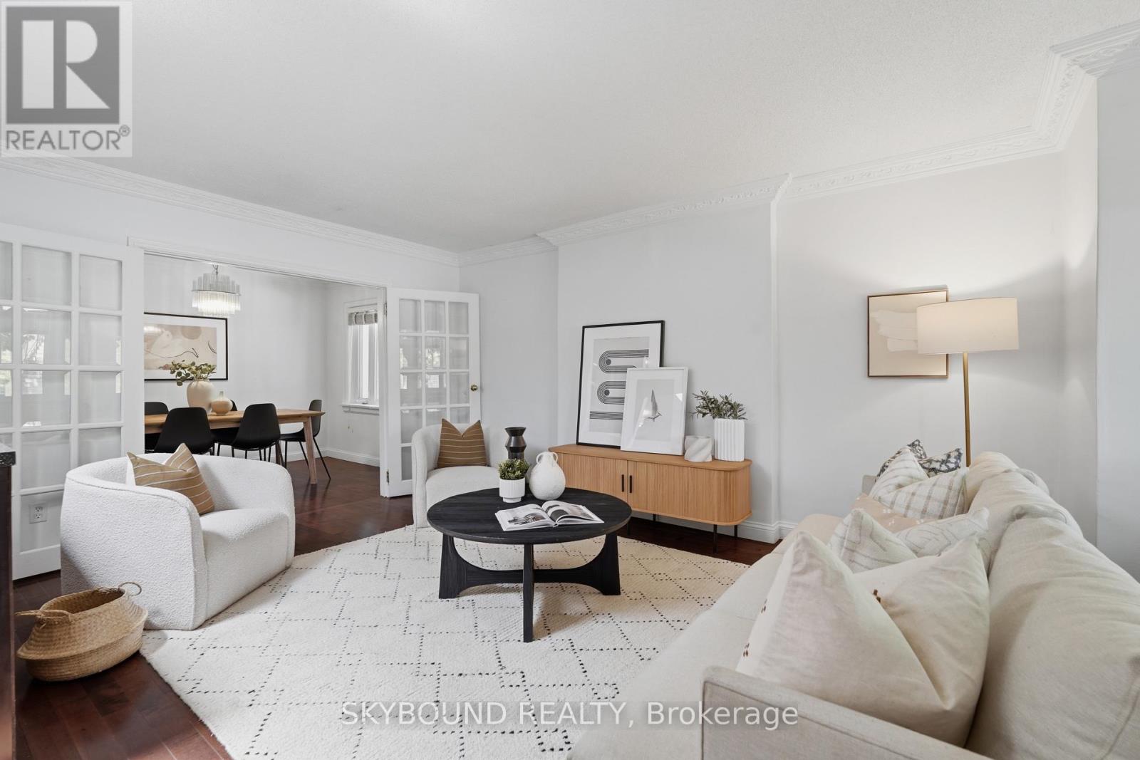 358 Silverthorn Avenue, Toronto, Ontario  M6M 3G8 - Photo 7 - W13492056