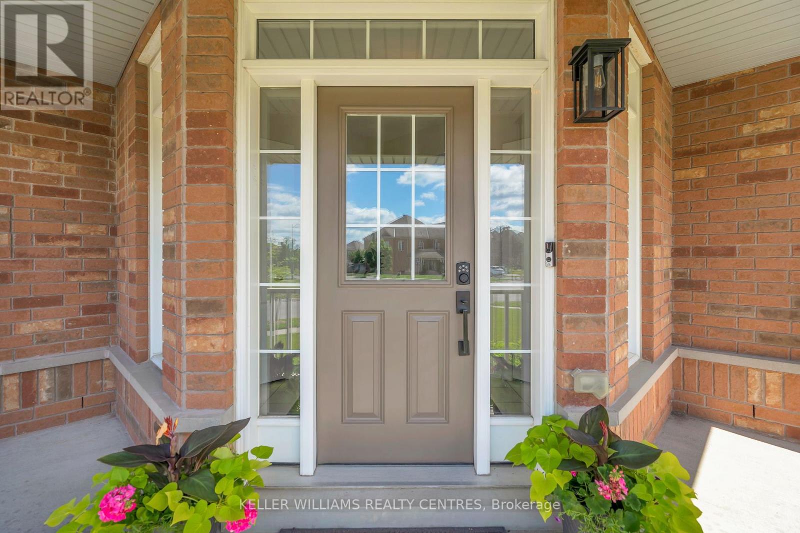 2 Jewelwing Court, Bradford West Gwillimbury, Ontario  L4L 2K1 - Photo 37 - N13492030