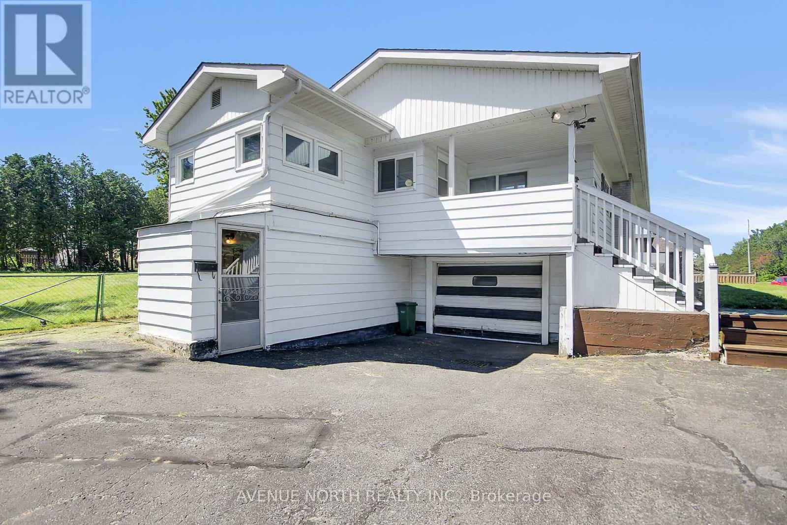 6898 Mitch Owens Road, Ottawa, Ontario  K4P 1C5 - Photo 3 - X13492112