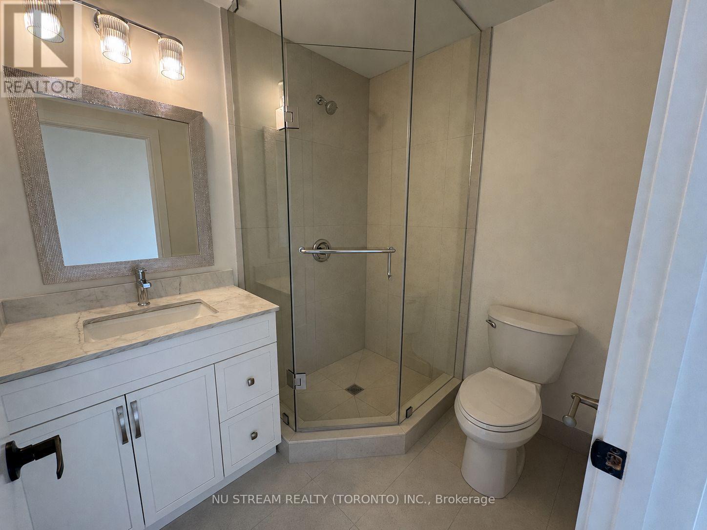 Unit 4 - 42 Bartley Drive, Toronto, Ontario  M4A 1B9 - Photo 11 - C13492120